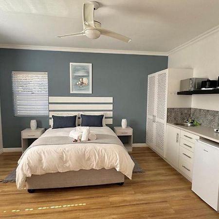 Plett57 - Self Catering - Room No1 Plettenberg Bay Extérieur photo